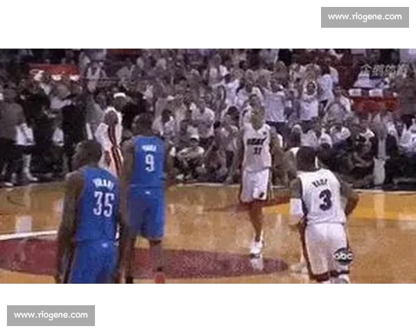 NBA官方版深度解析：全面回顾球队表现与球星动态，赛季精彩亮点一网打尽